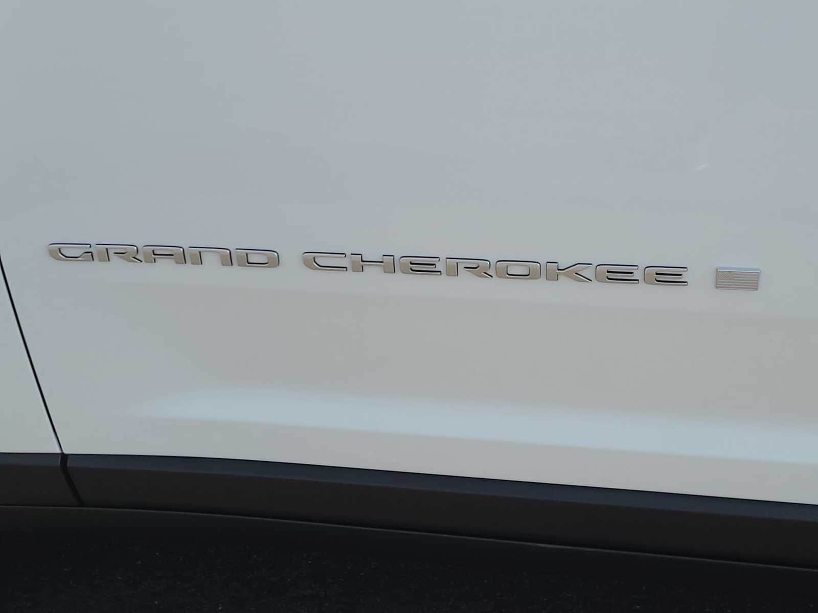 Thumbnail: 2025 Jeep Grand Cherokee - 15