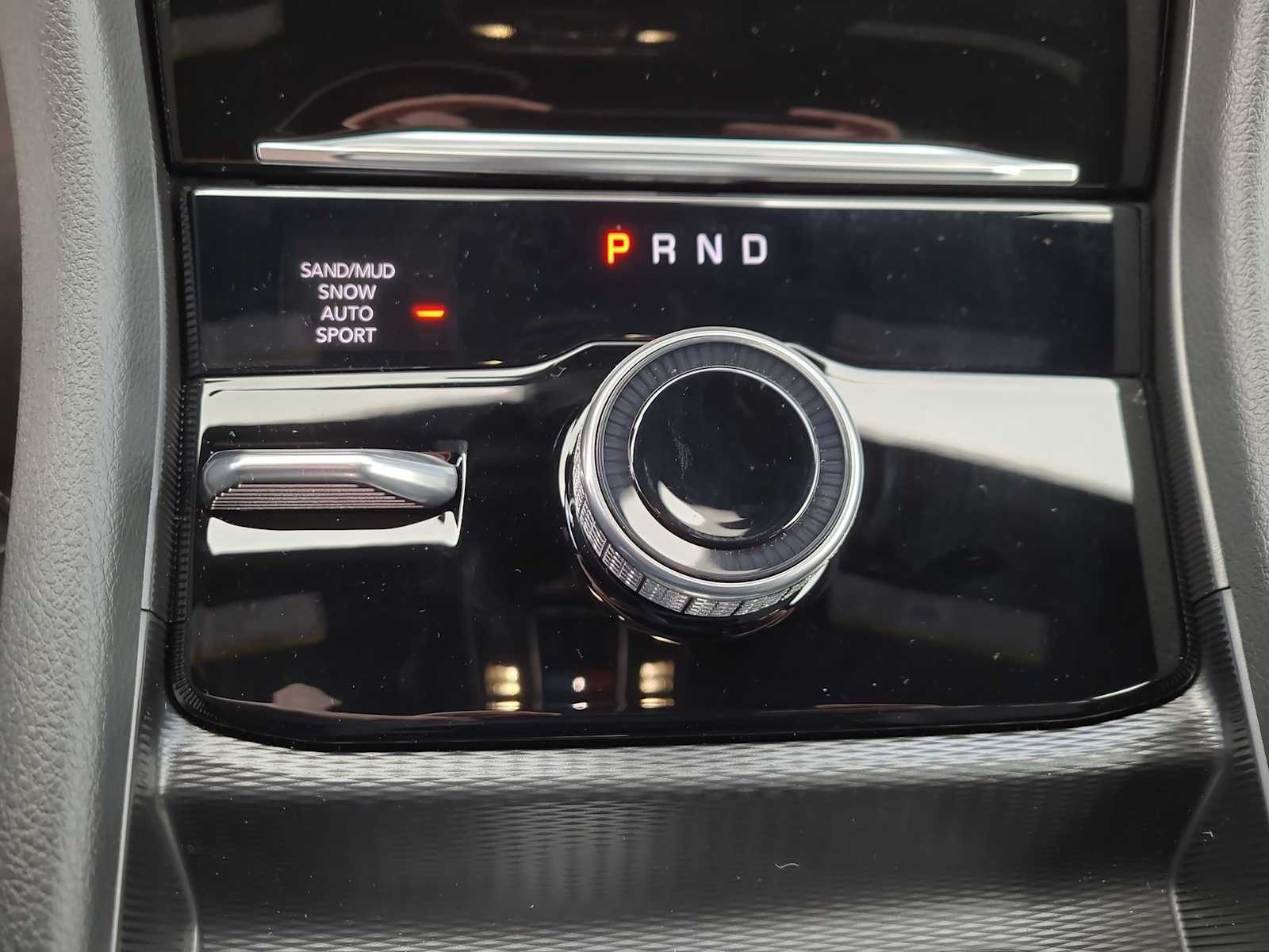 Thumbnail: 2025 Jeep Grand Cherokee - 25