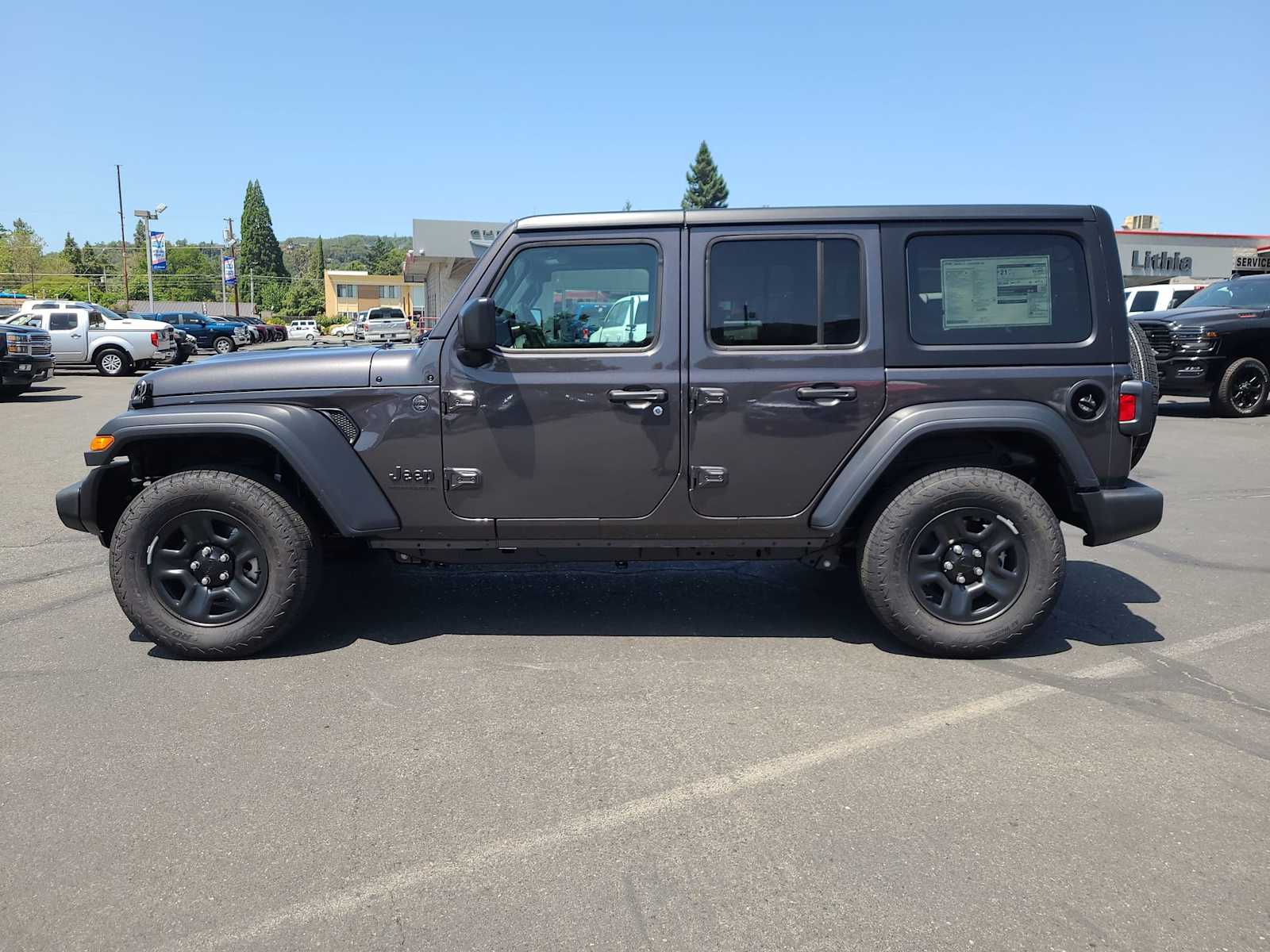 Thumbnail: 2025 Jeep Wrangler - 11