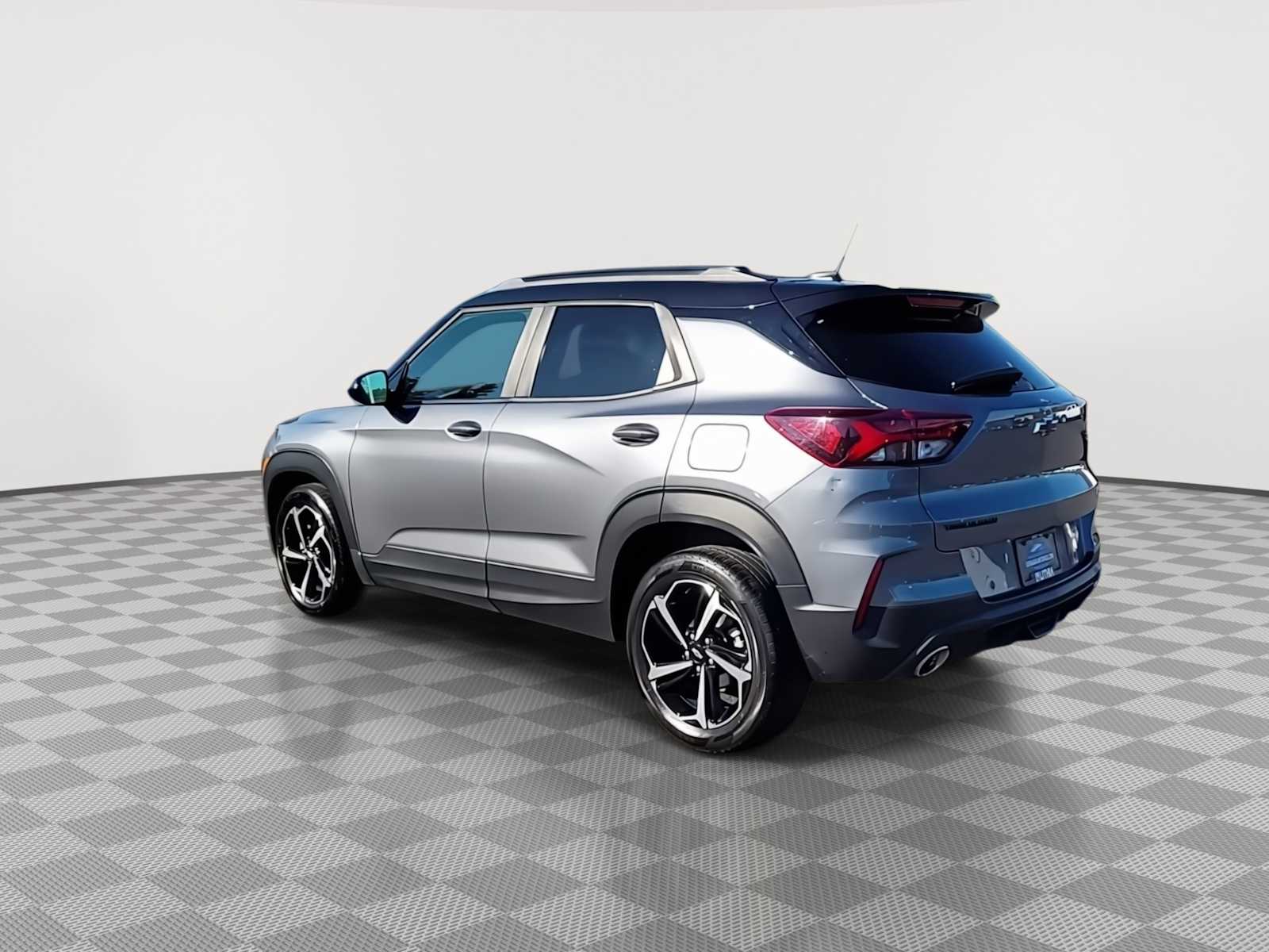 Thumbnail: 2021 Chevrolet TrailBlazer - 6