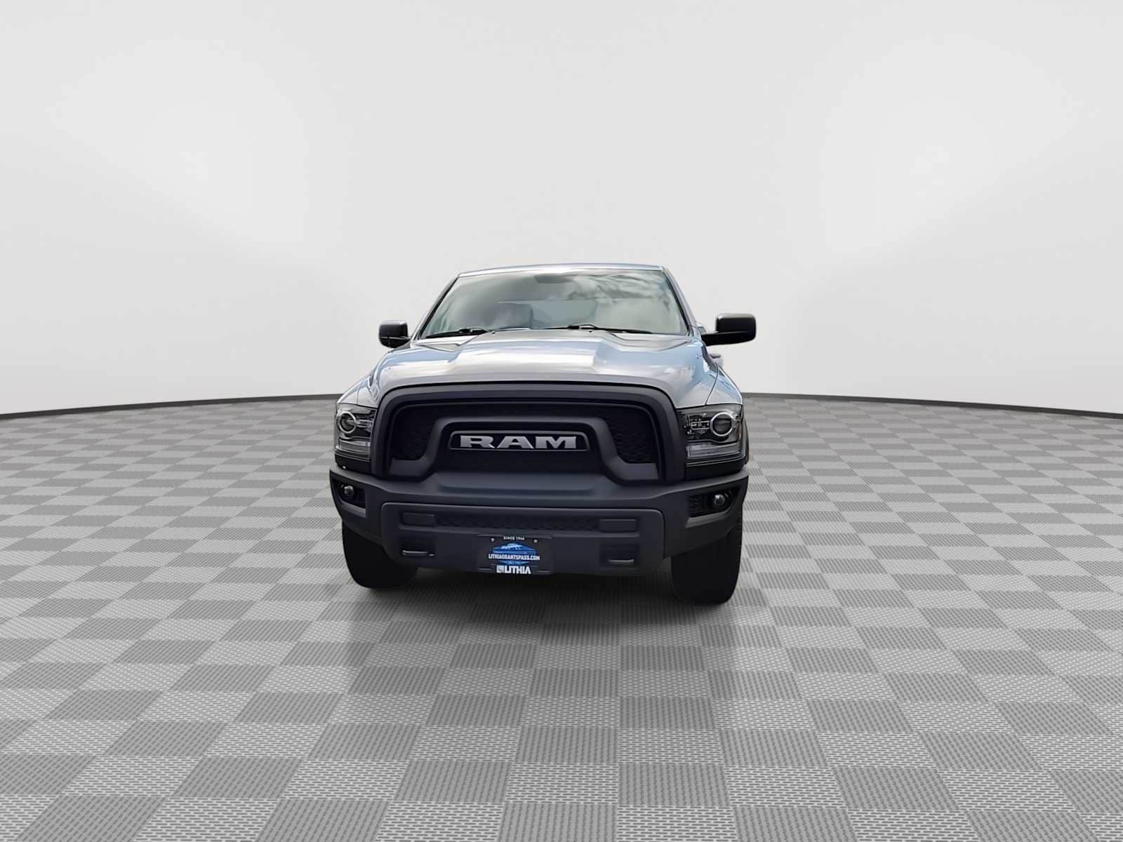 Thumbnail: 2020 RAM 1500 Classic - 3