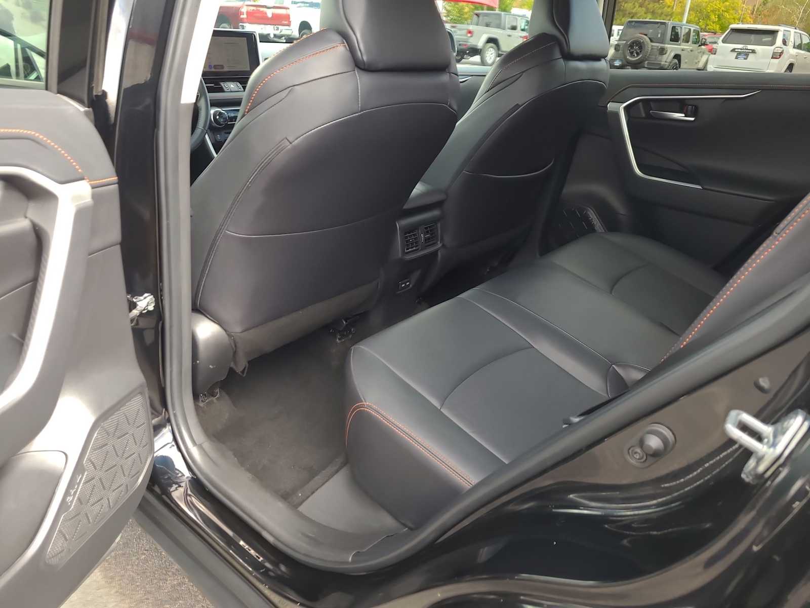 Thumbnail: 2024 Toyota RAV4 - 20