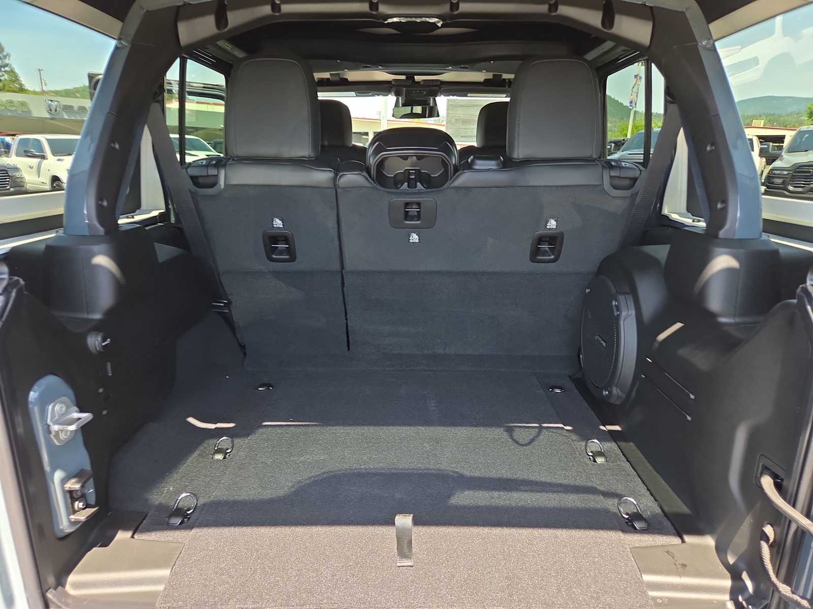 Thumbnail: 2026 Jeep Wrangler - 27
