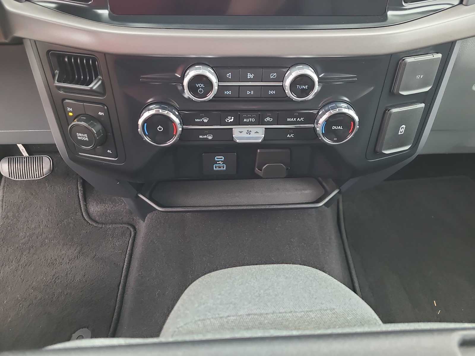 Thumbnail: 2024 Ford F-150 - 25