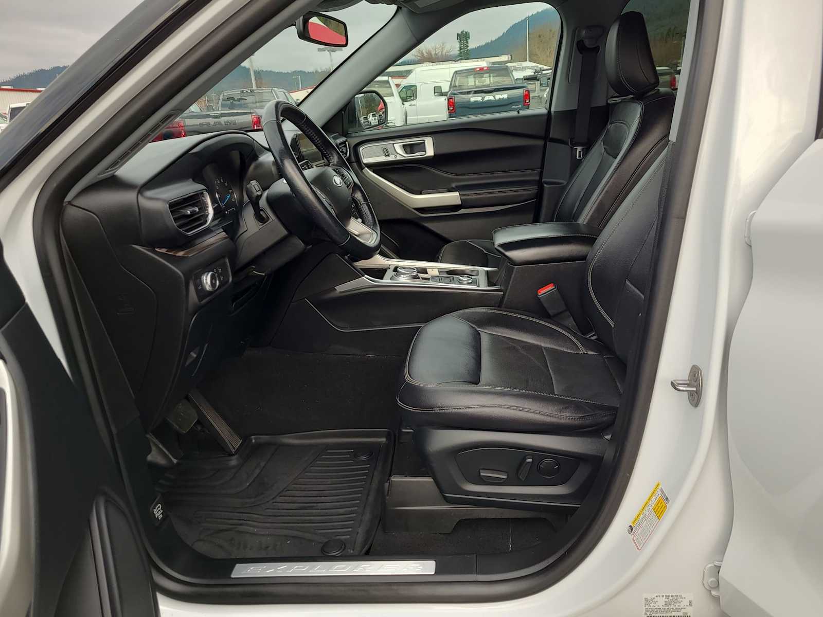 Thumbnail: 2022 Ford Explorer - 19