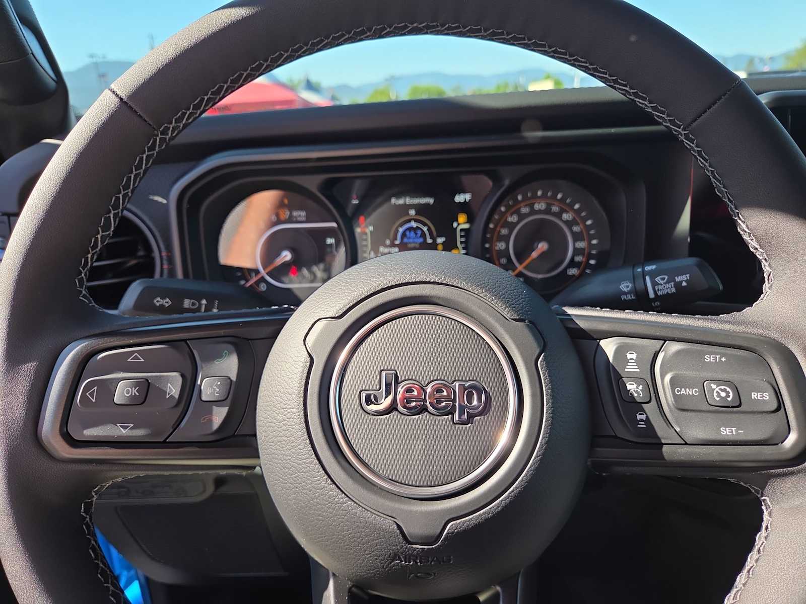 Thumbnail: 2026 Jeep Gladiator - 23