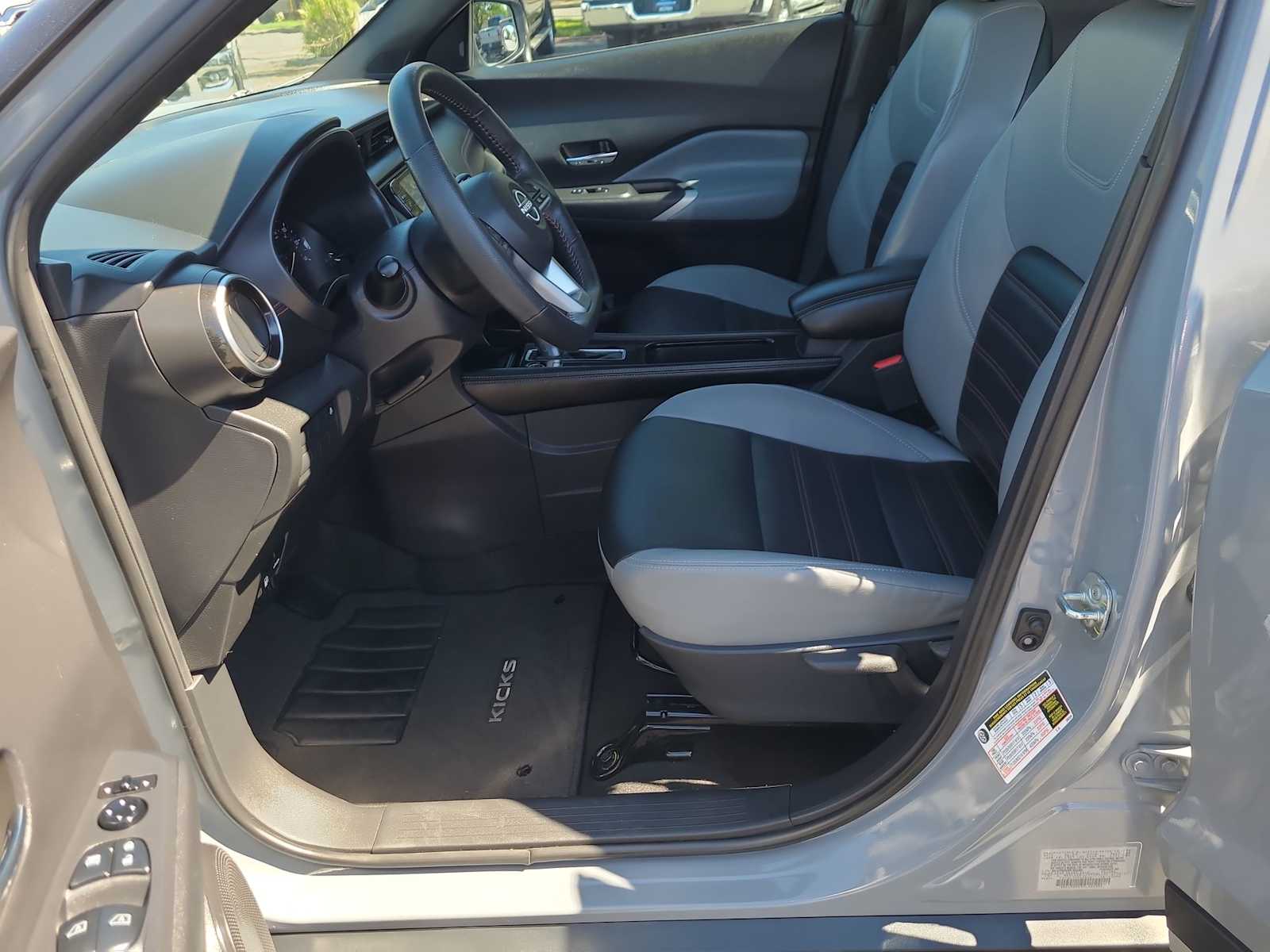 Thumbnail: 2023 Nissan Kicks - 19