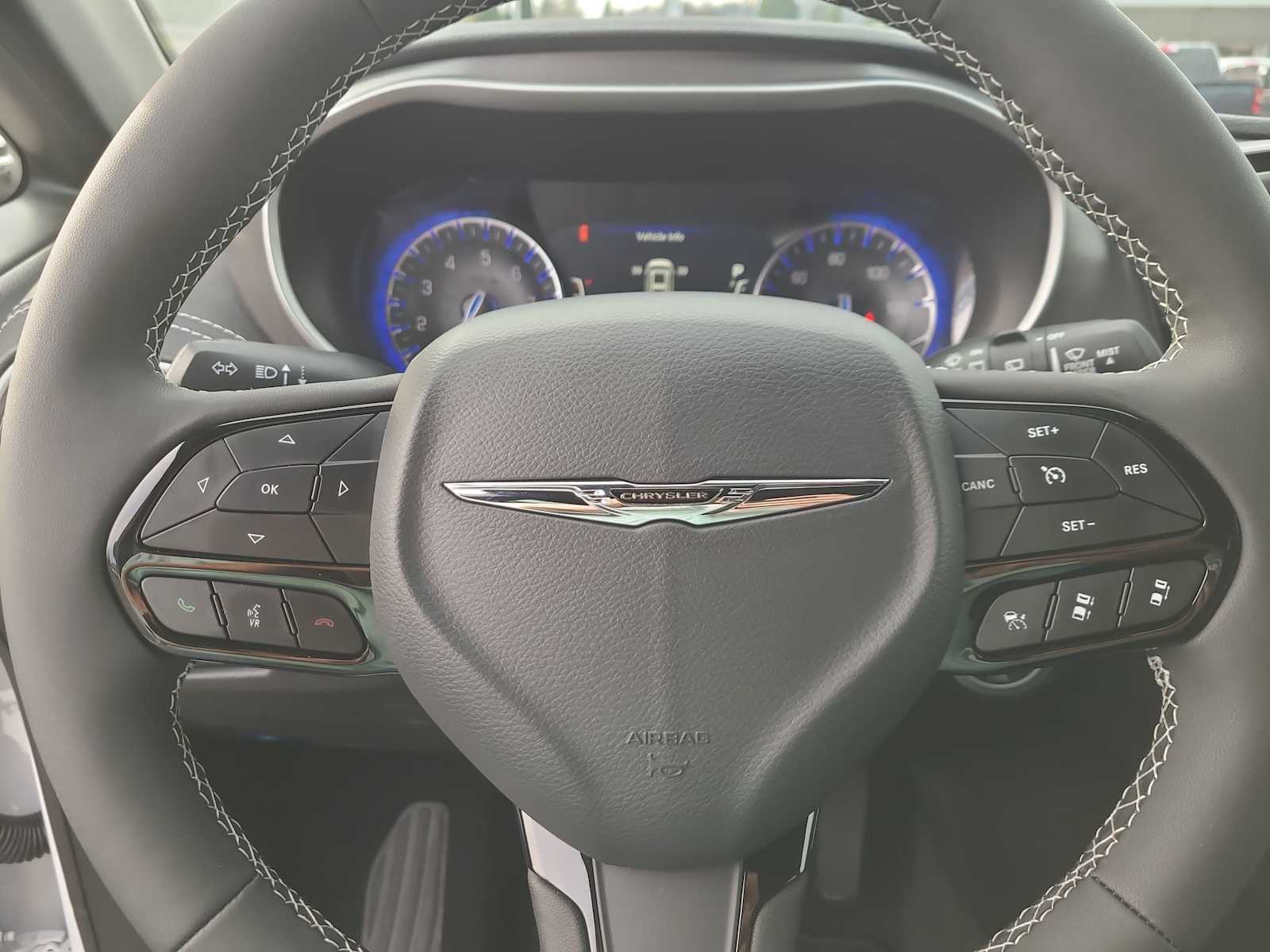 Thumbnail: 2026 Chrysler Pacifica - 23