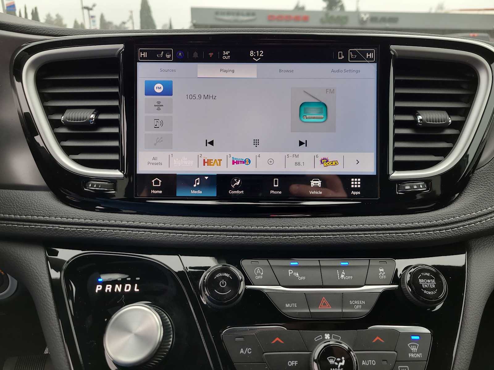 Thumbnail: 2026 Chrysler Pacifica - 24