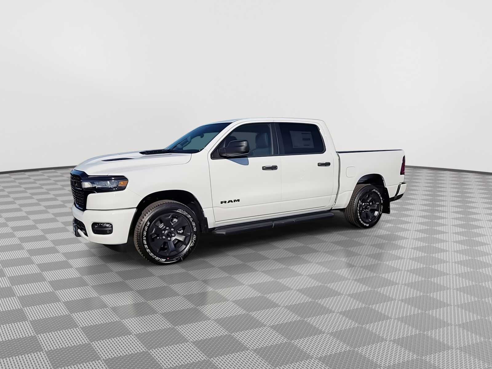 Thumbnail: 2025 RAM 1500 - 4