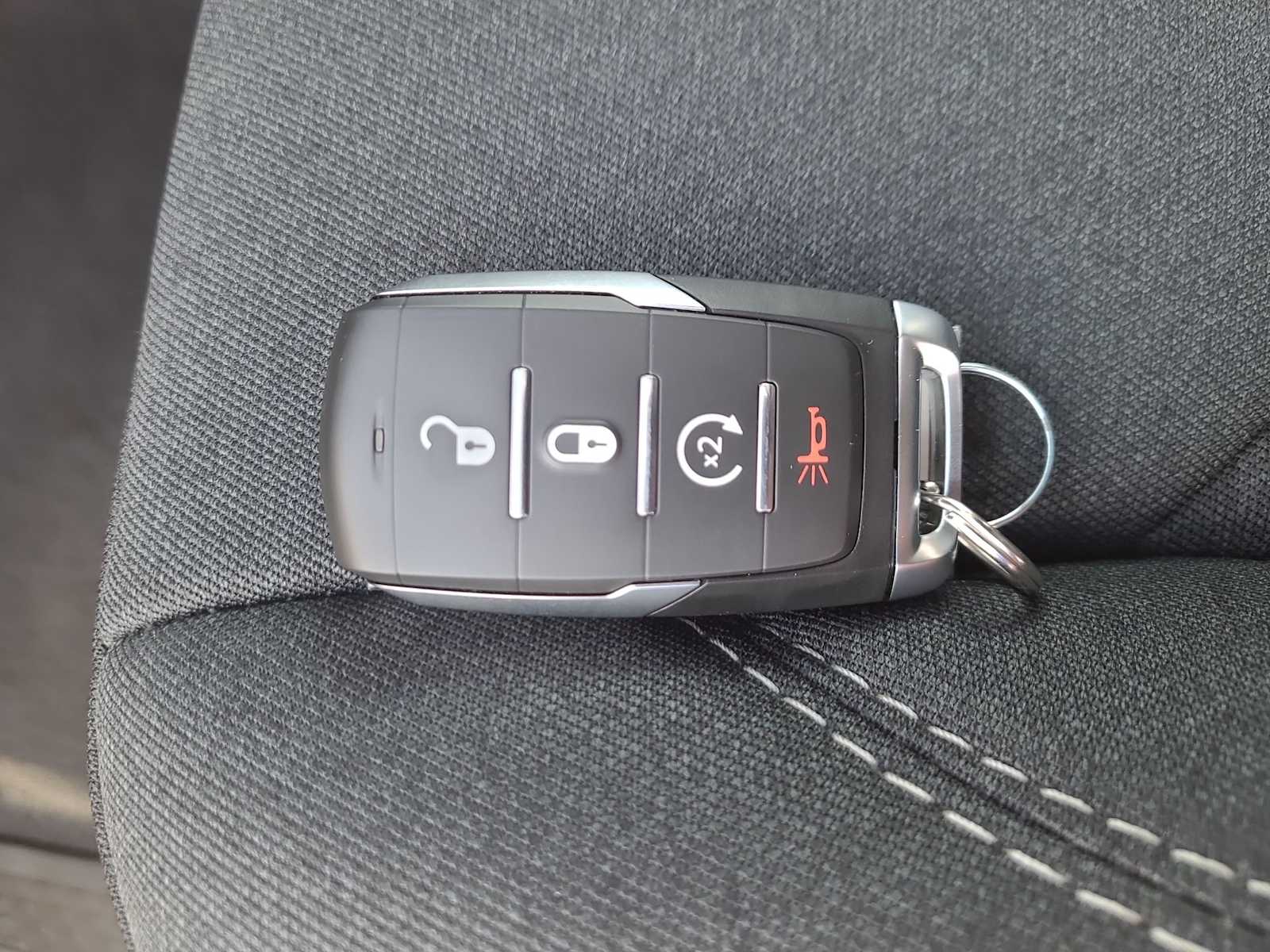 Thumbnail: 2025 RAM 1500 - 28