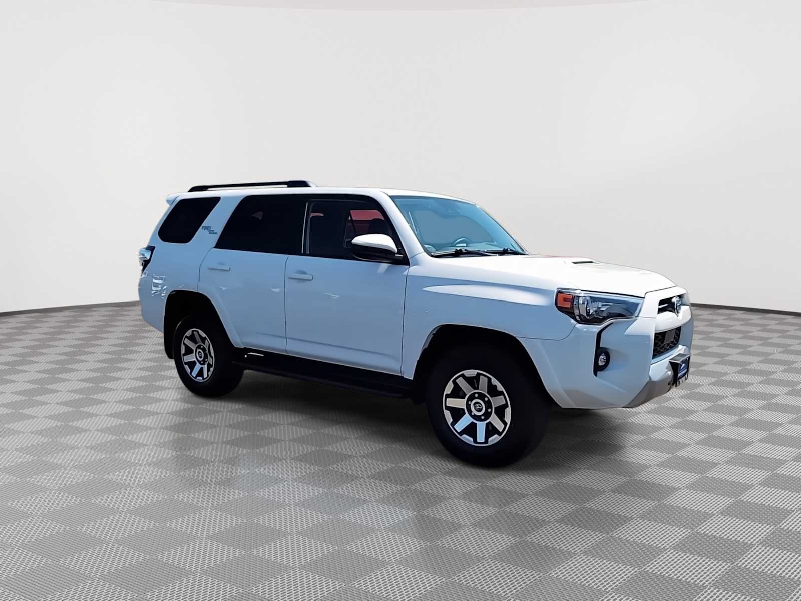 2024 Toyota 4Runner TRD photo 2
