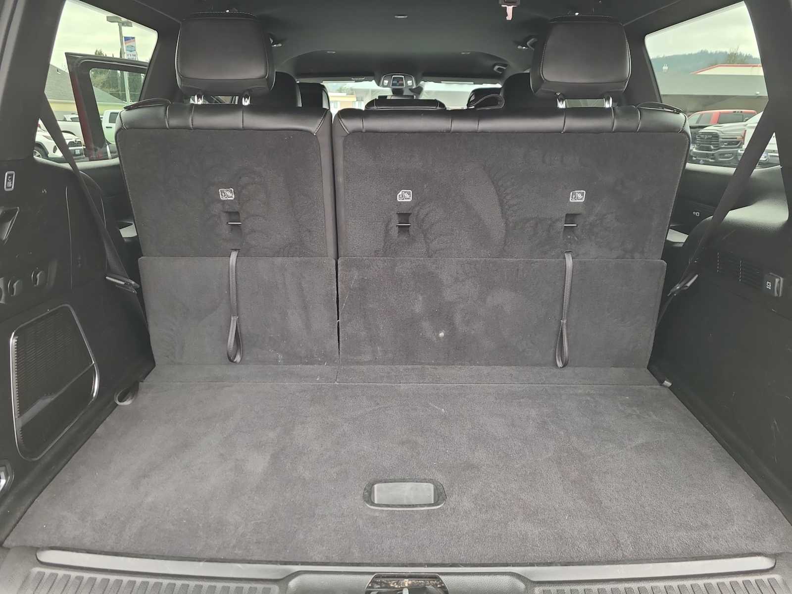 Thumbnail: 2024 Jeep Wagoneer - 27