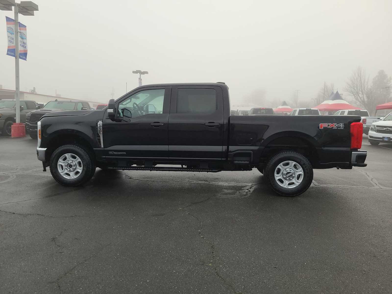 Thumbnail: 2025 Ford Econoline - 11