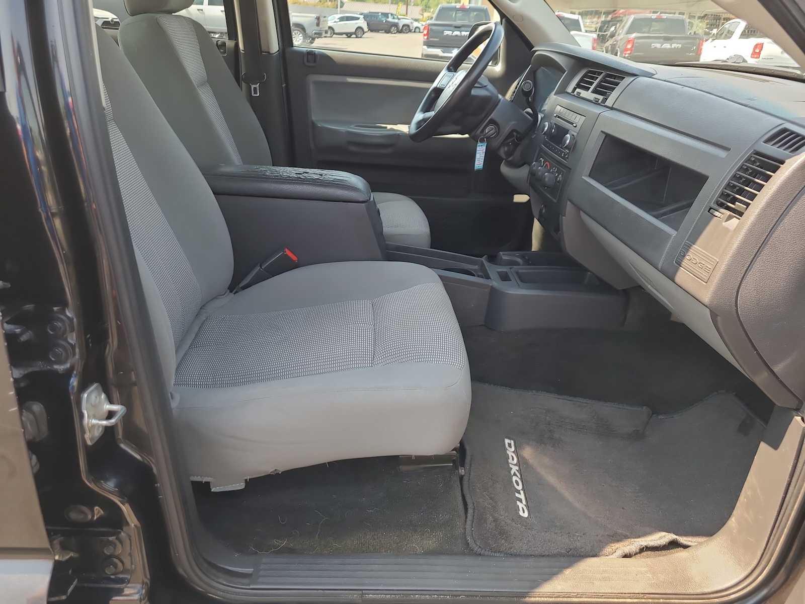 Thumbnail: 2011 RAM Dakota - 22