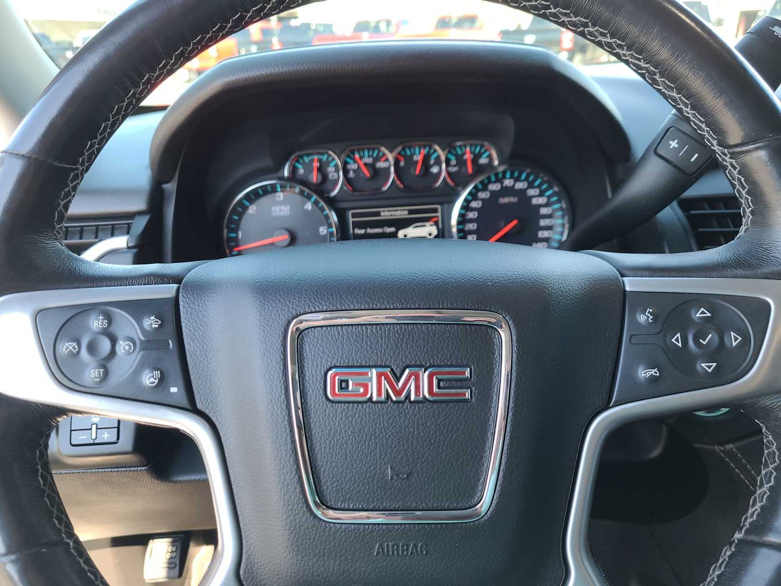 2018 GMC Yukon XL SLT 23