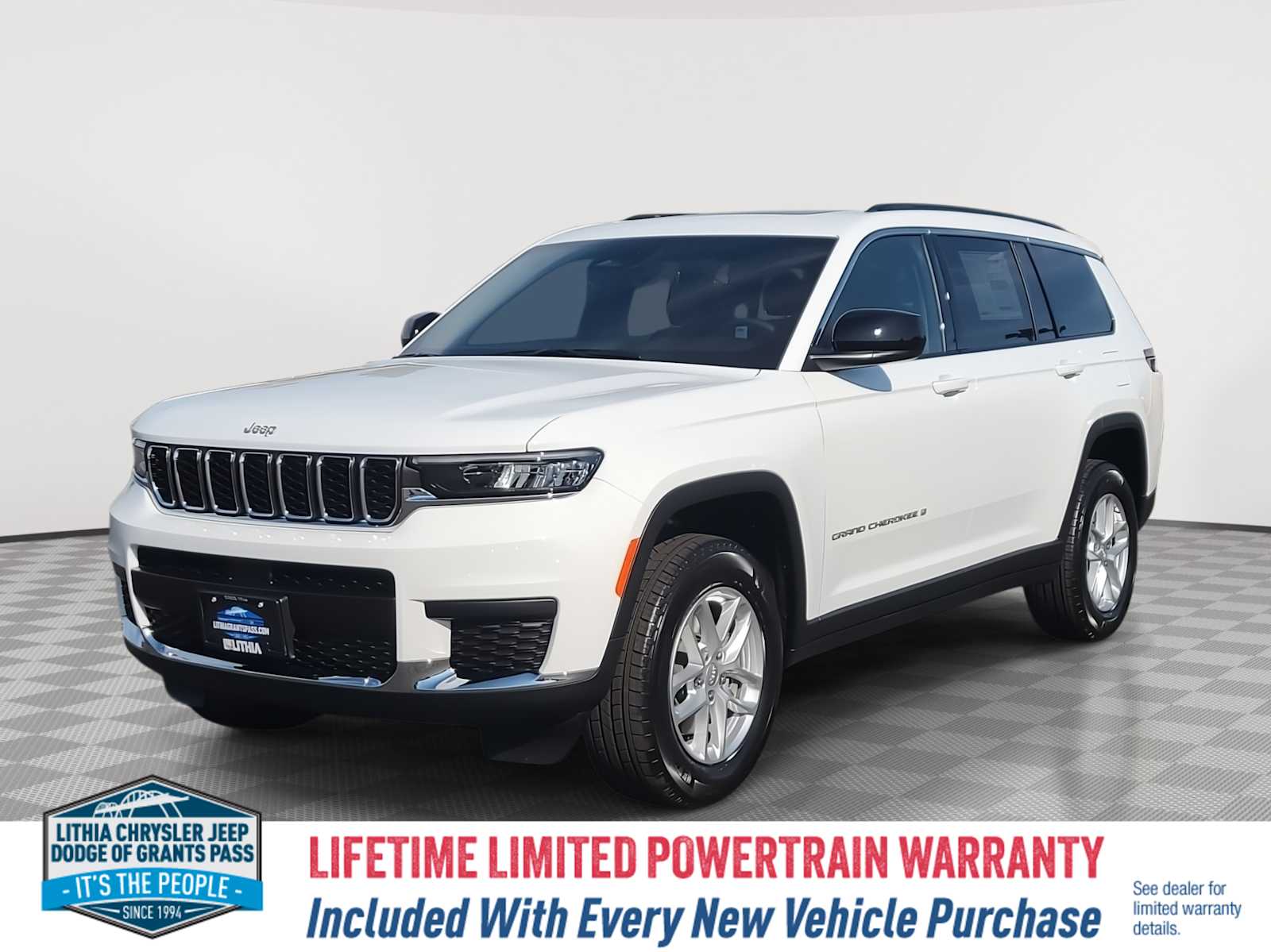 2025 Jeep Grand Cherokee L LAREDO X 4X4