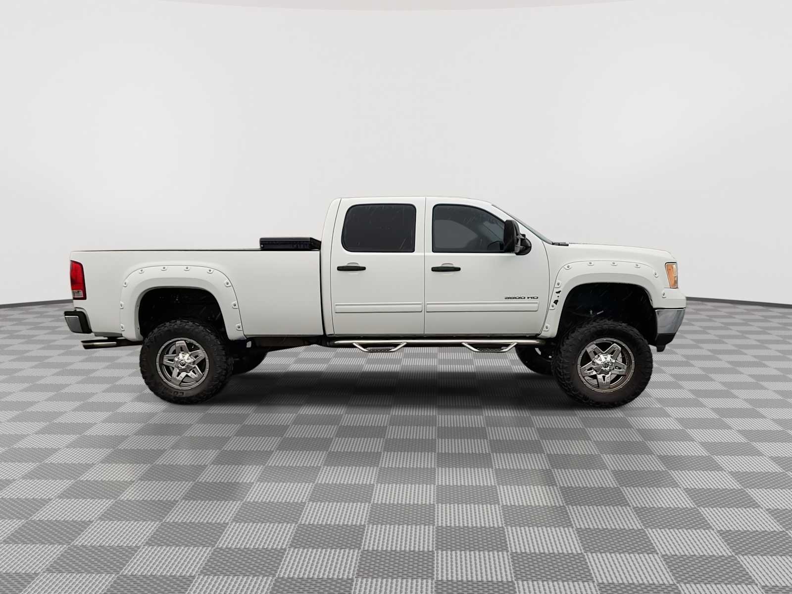 Thumbnail: 2014 GMC Sierra 3500 - 9