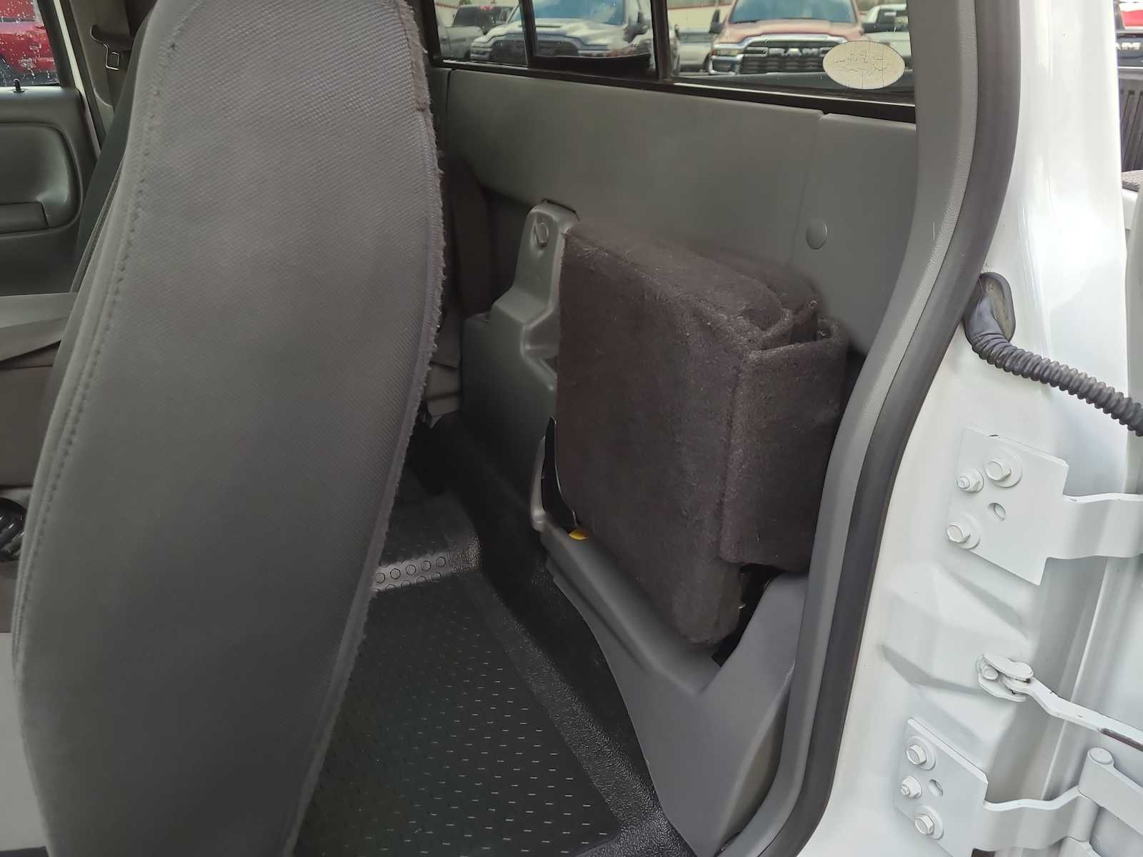 Thumbnail: 2010 Ford Ranger - 21