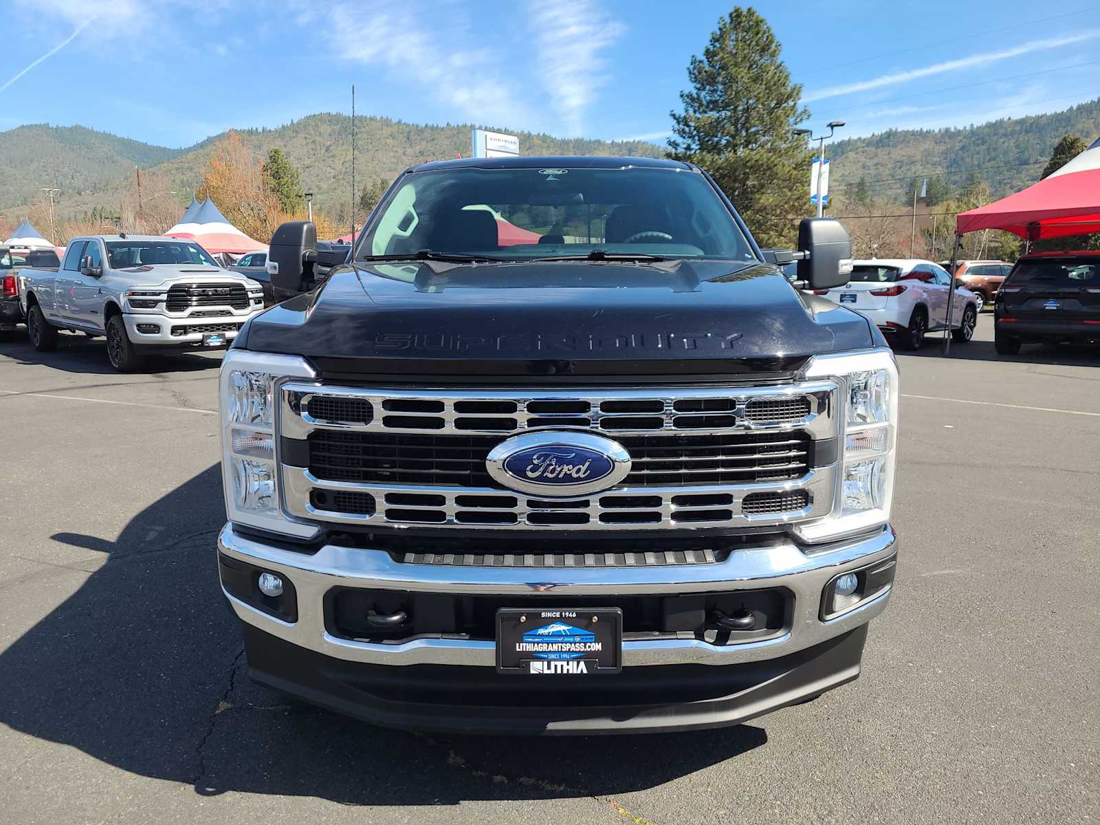 Thumbnail: 2025 Ford Econoline - 14