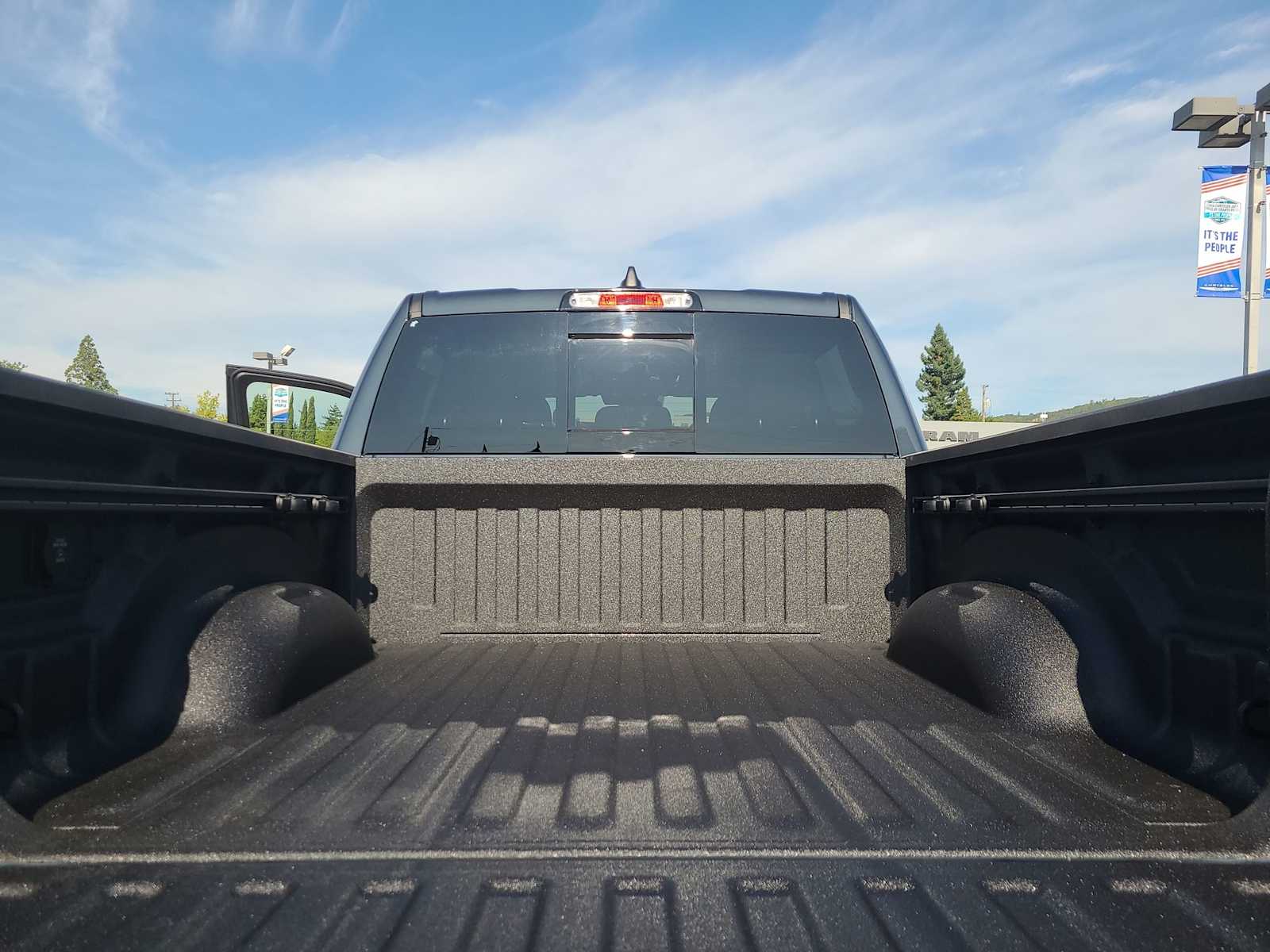 Thumbnail: 2025 RAM 1500 - 27