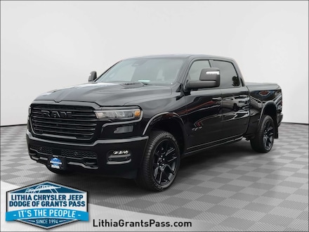 New 2025 Ram 1500 LARAMIE CREW CAB 4X4 6'4 BOX Pickup Grants Pass, OR