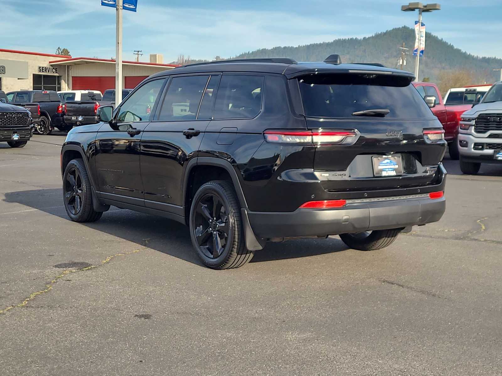 Thumbnail: 2022 Jeep Grand Cherokee L - 12