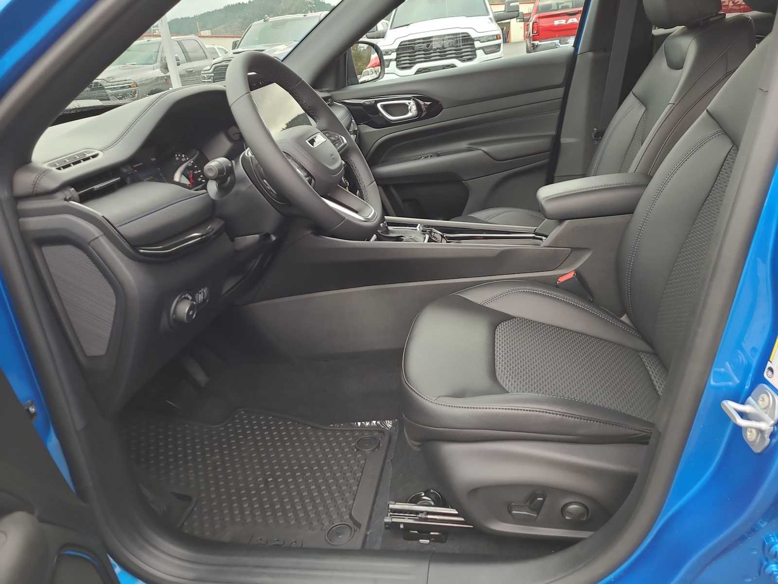 Thumbnail: 2026 Jeep Compass - 19