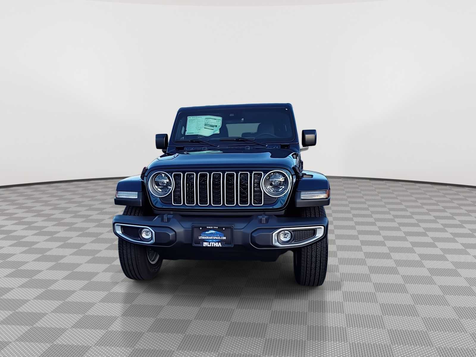 2025 Jeep Wrangler Sahara photo 3