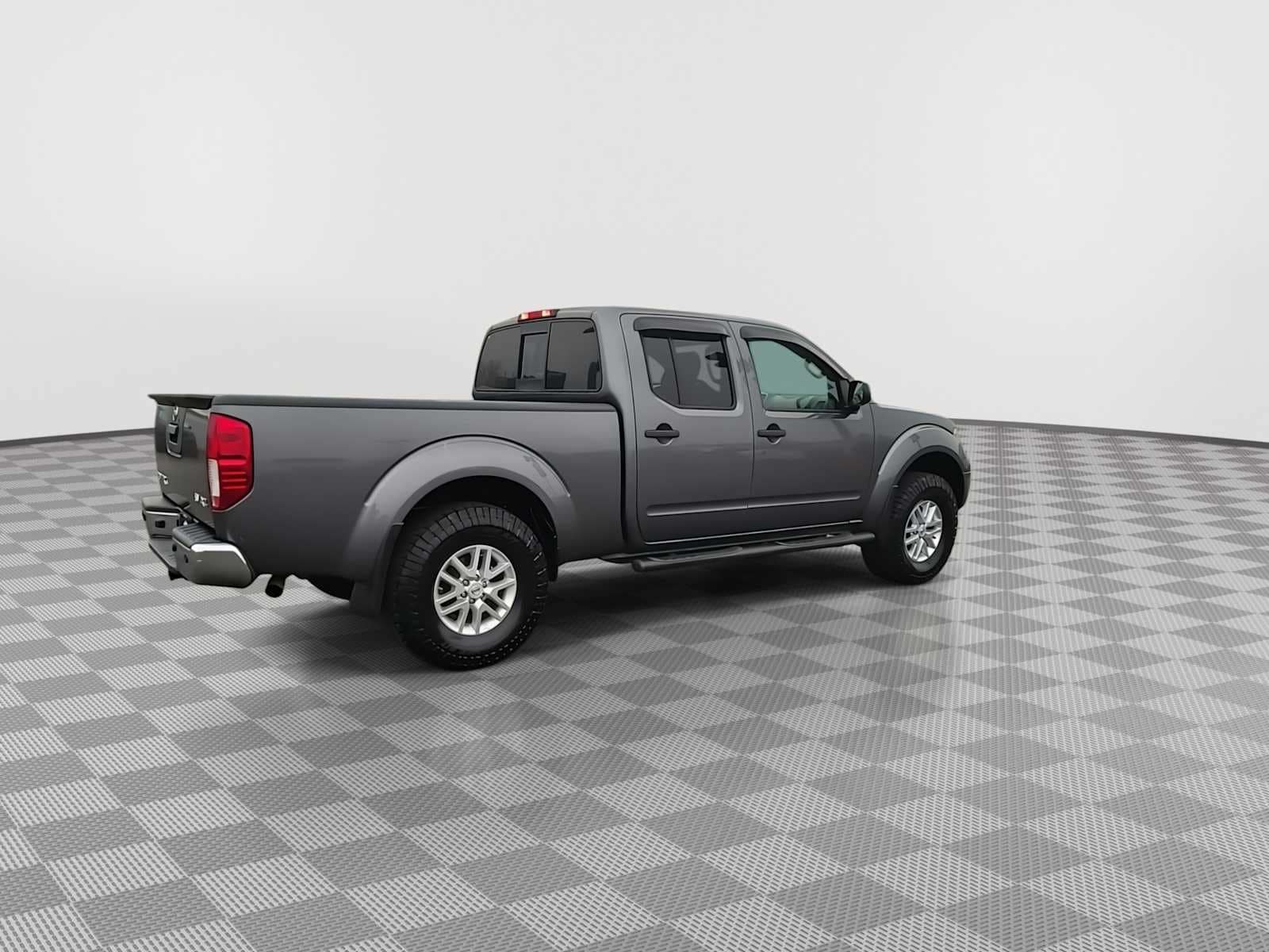 Thumbnail: 2016 Nissan Frontier - 8