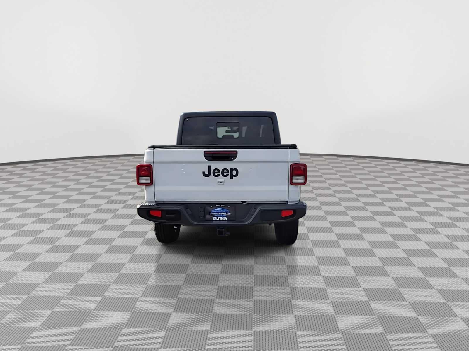 Thumbnail: 2021 Jeep Gladiator - 7