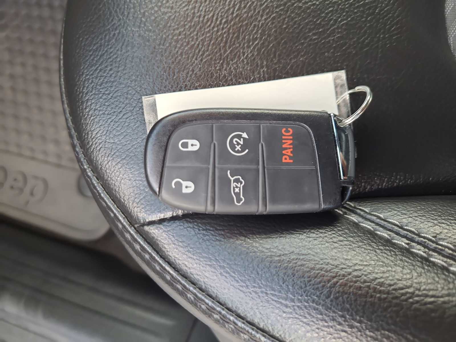 Thumbnail: 2023 Jeep Compass - 28