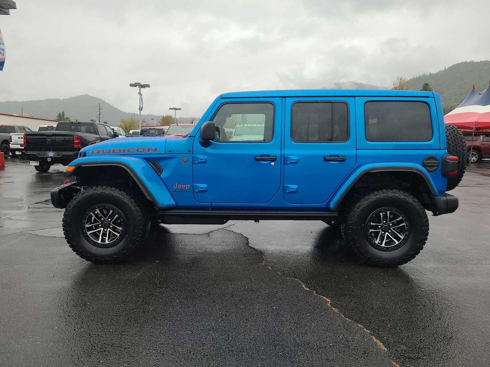 Thumbnail: 2026 Jeep Wrangler - 11