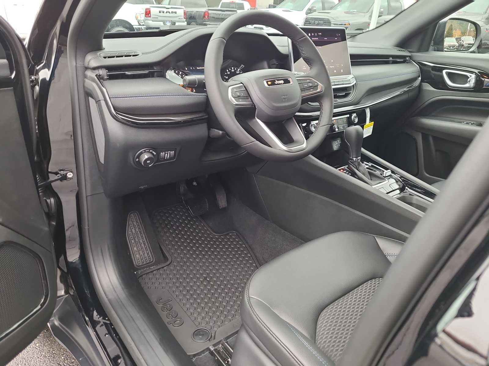 Thumbnail: 2026 Jeep Compass - 10