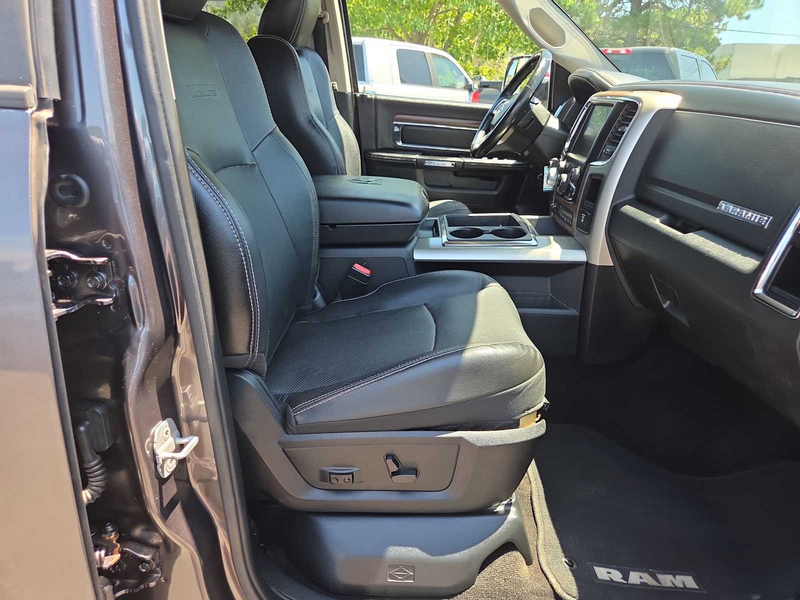 Thumbnail: 2014 RAM 1500 - 21
