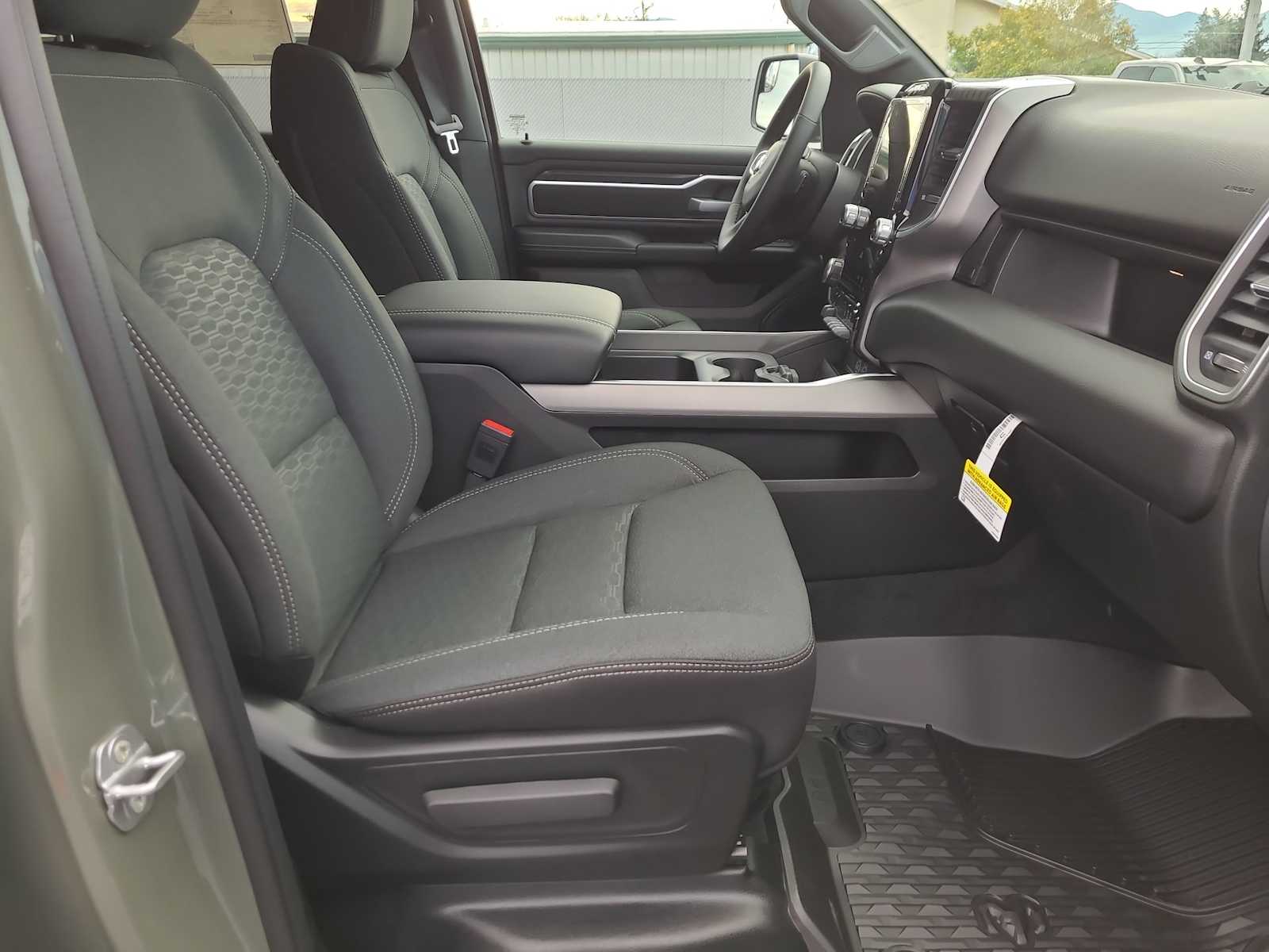 Thumbnail: 2026 RAM 1500 - 22