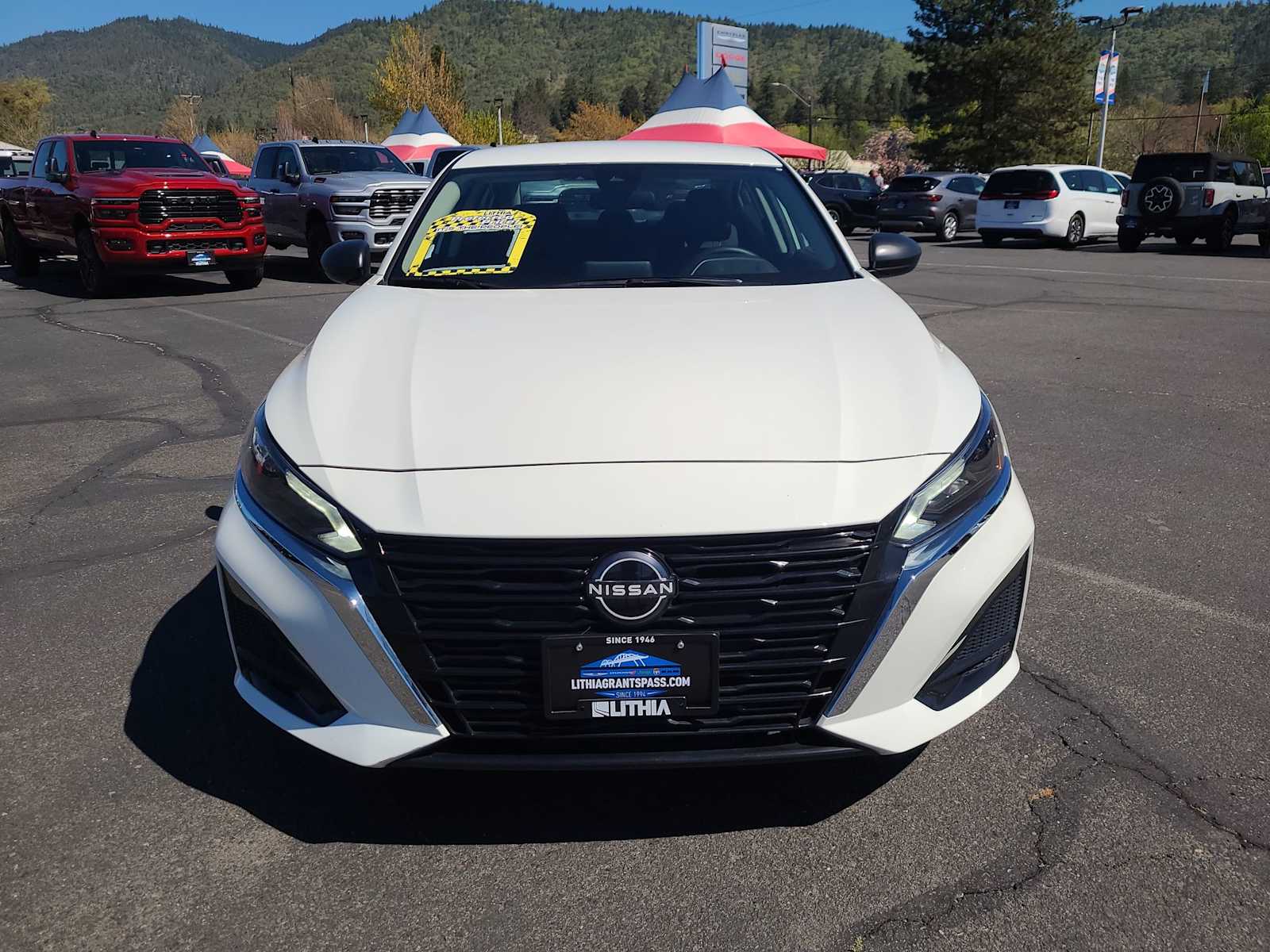Thumbnail: 2025 Nissan Altima - 14