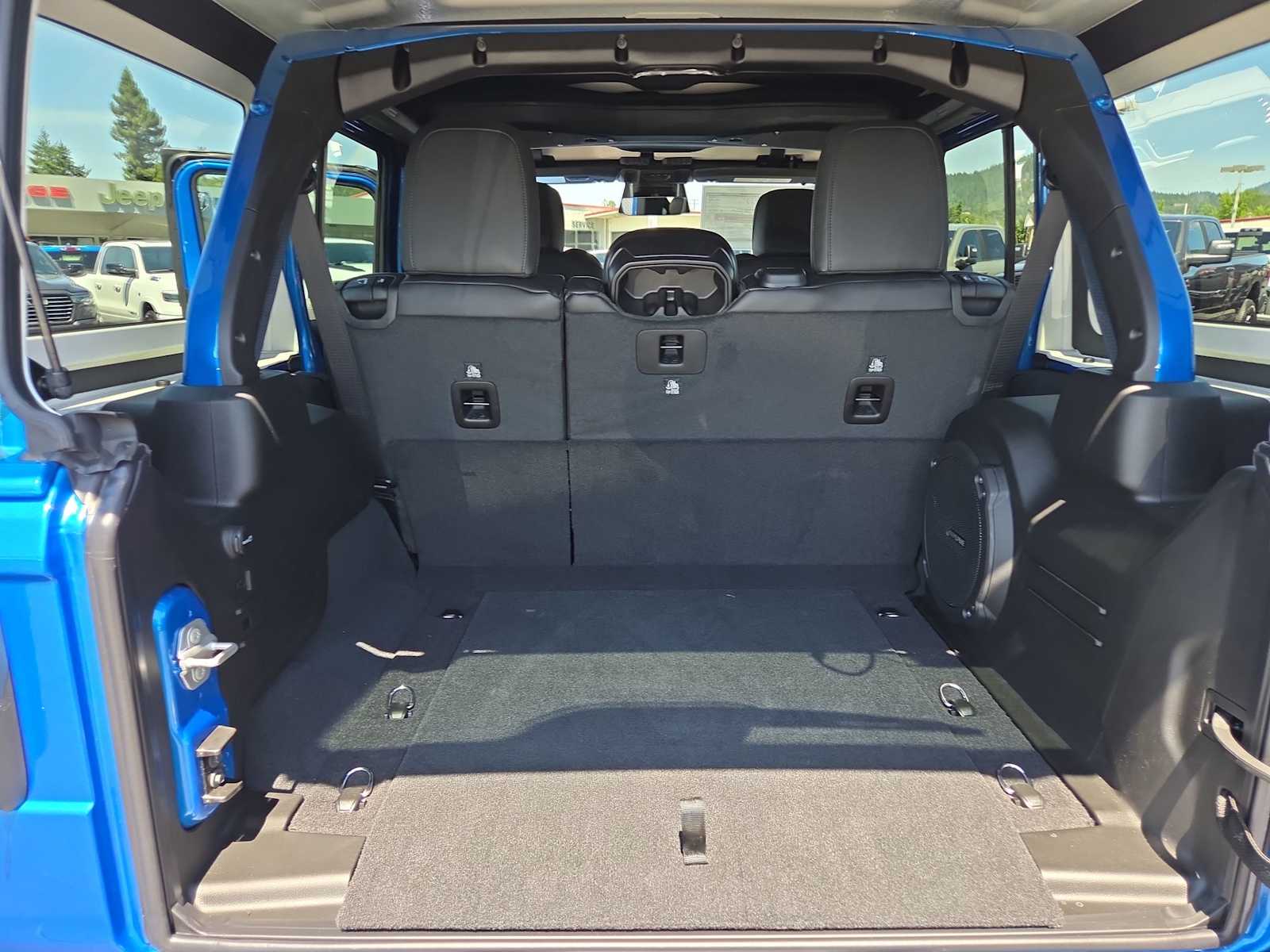 Thumbnail: 2026 Jeep Wrangler - 27