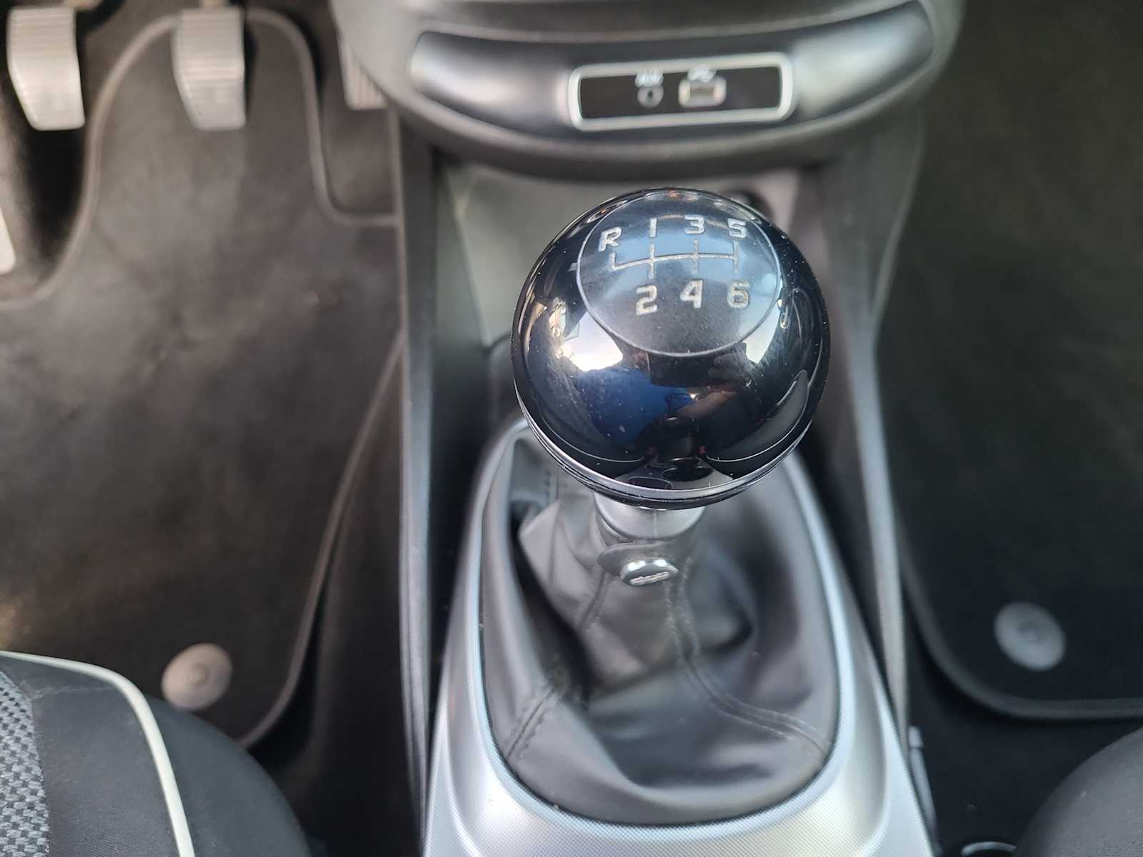 Thumbnail: 2017 Fiat 500X - 25