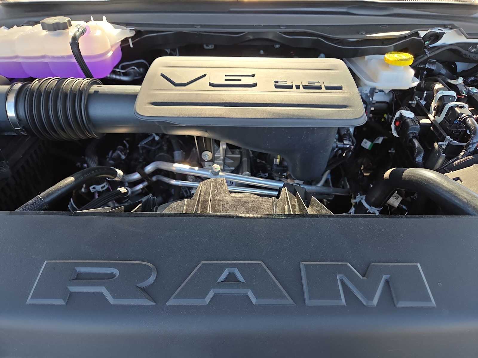 Thumbnail: 2026 RAM 1500 - 17