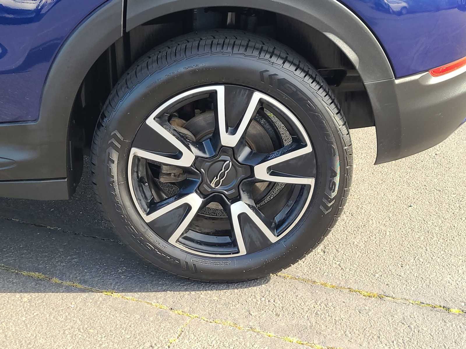 Thumbnail: 2017 Fiat 500X - 16