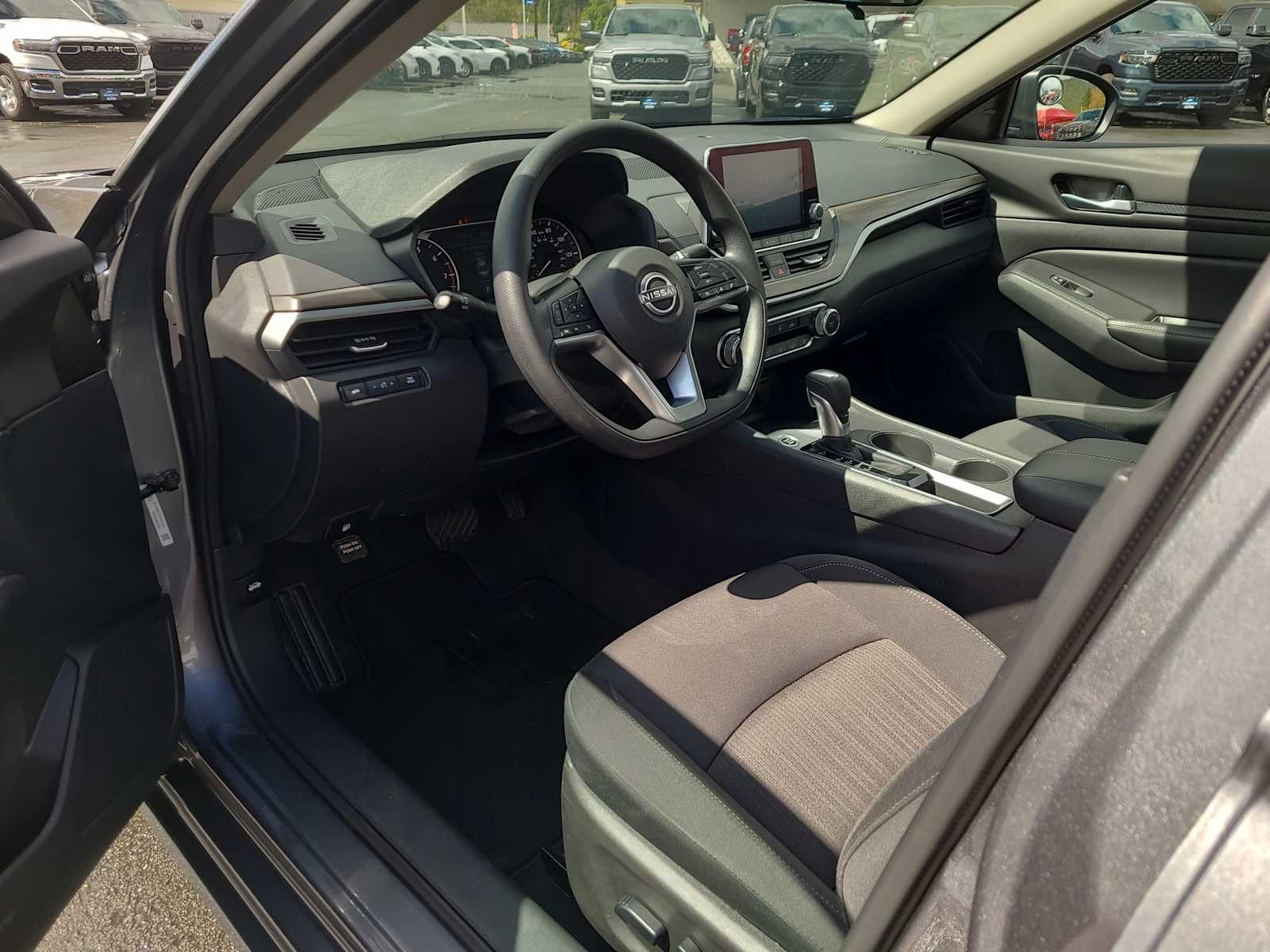 Thumbnail: 2025 Nissan Altima - 10