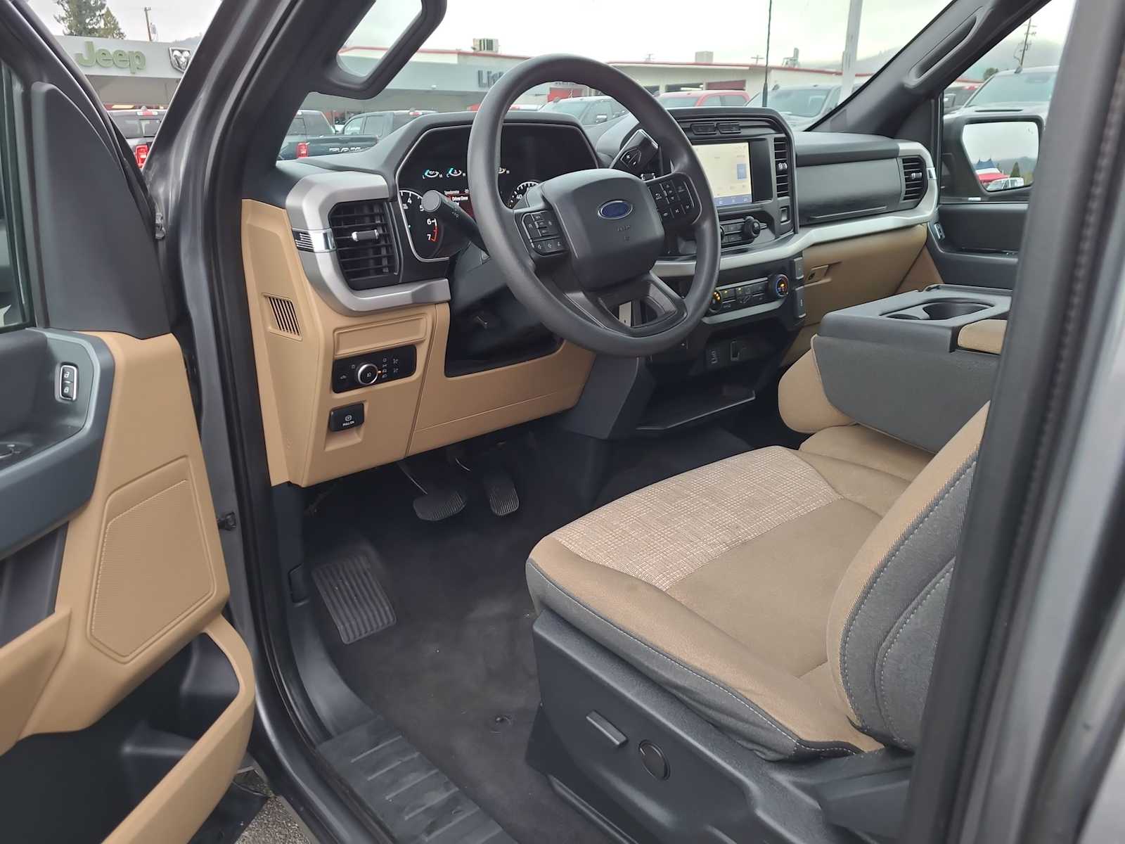 Thumbnail: 2023 Ford F-150 - 10