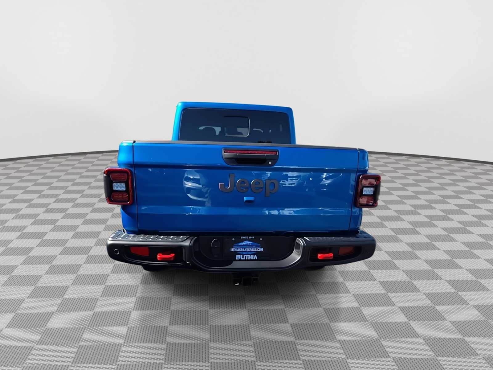 Thumbnail: 2026 Jeep Gladiator - 7