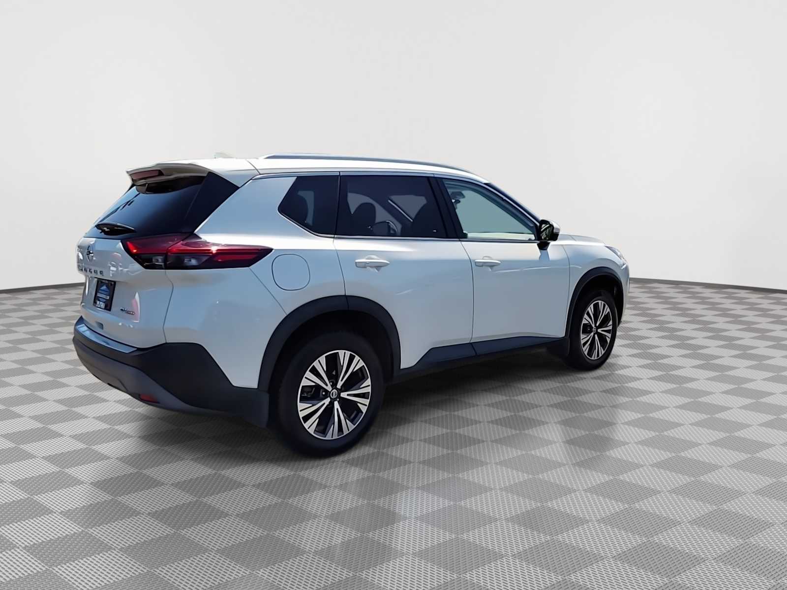 Thumbnail: 2021 Nissan Rogue - 8