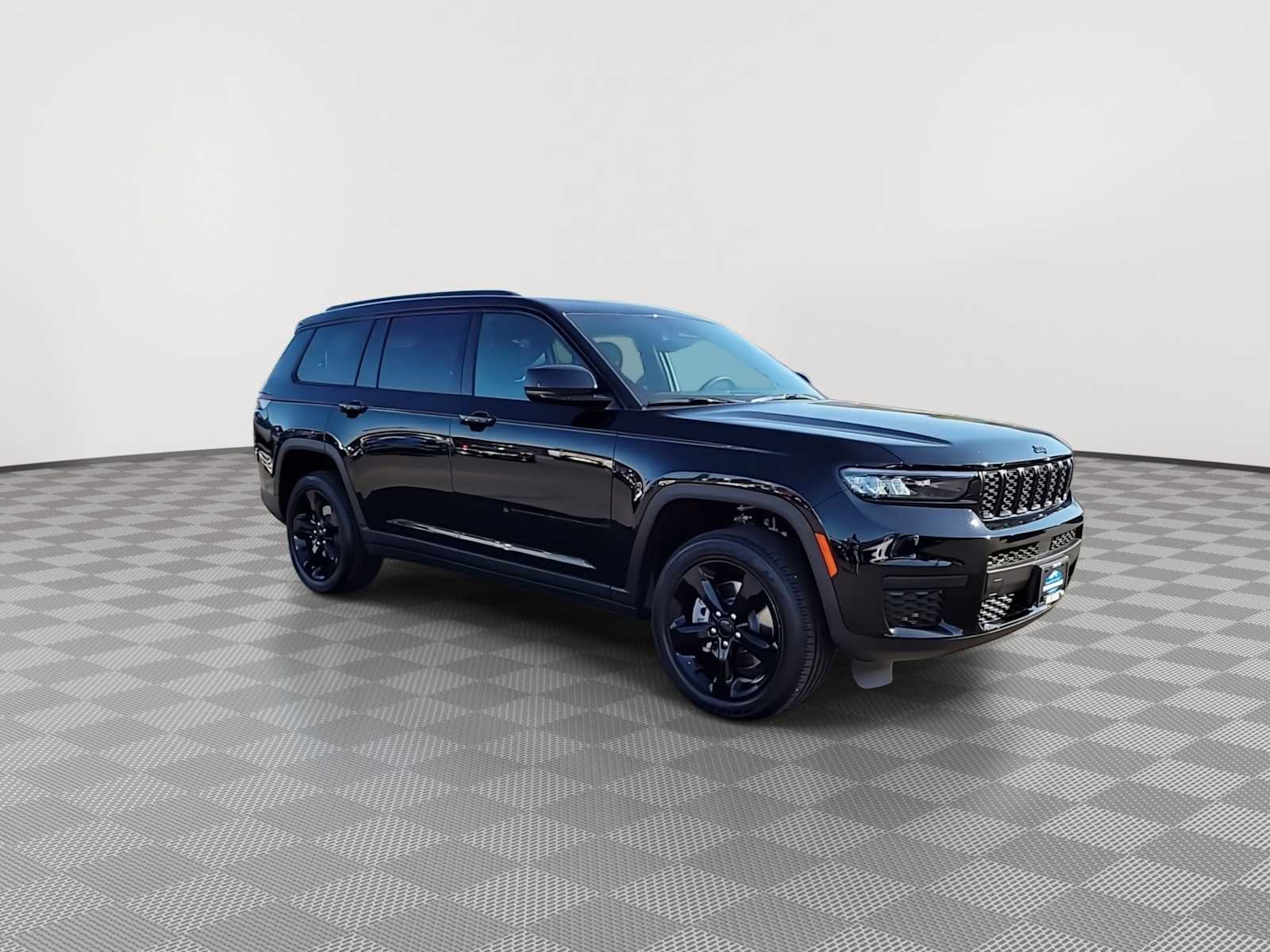 Thumbnail: 2025 Jeep Grand Cherokee - 2