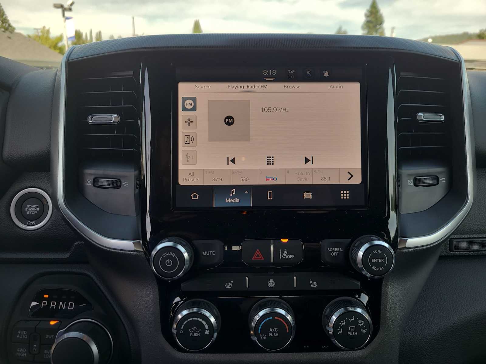 Thumbnail: 2025 RAM 1500 - 24