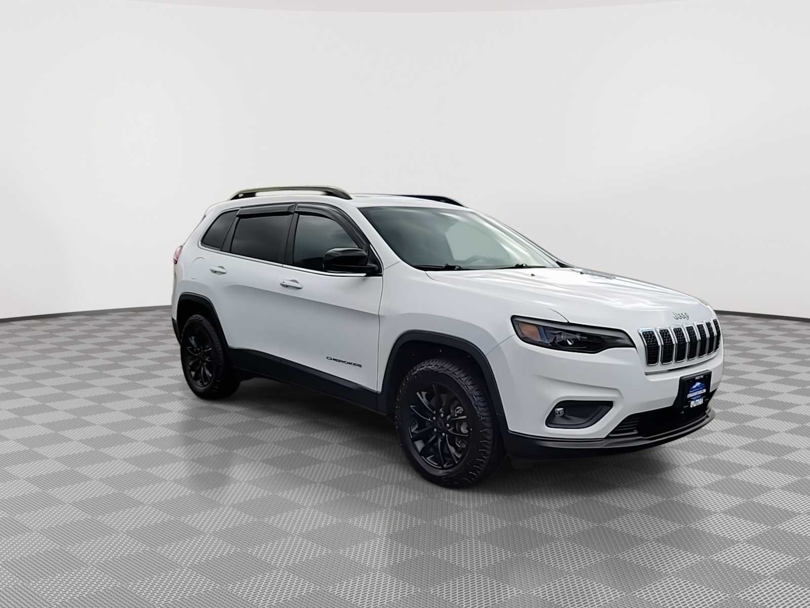 Thumbnail: 2022 Jeep Cherokee - 2