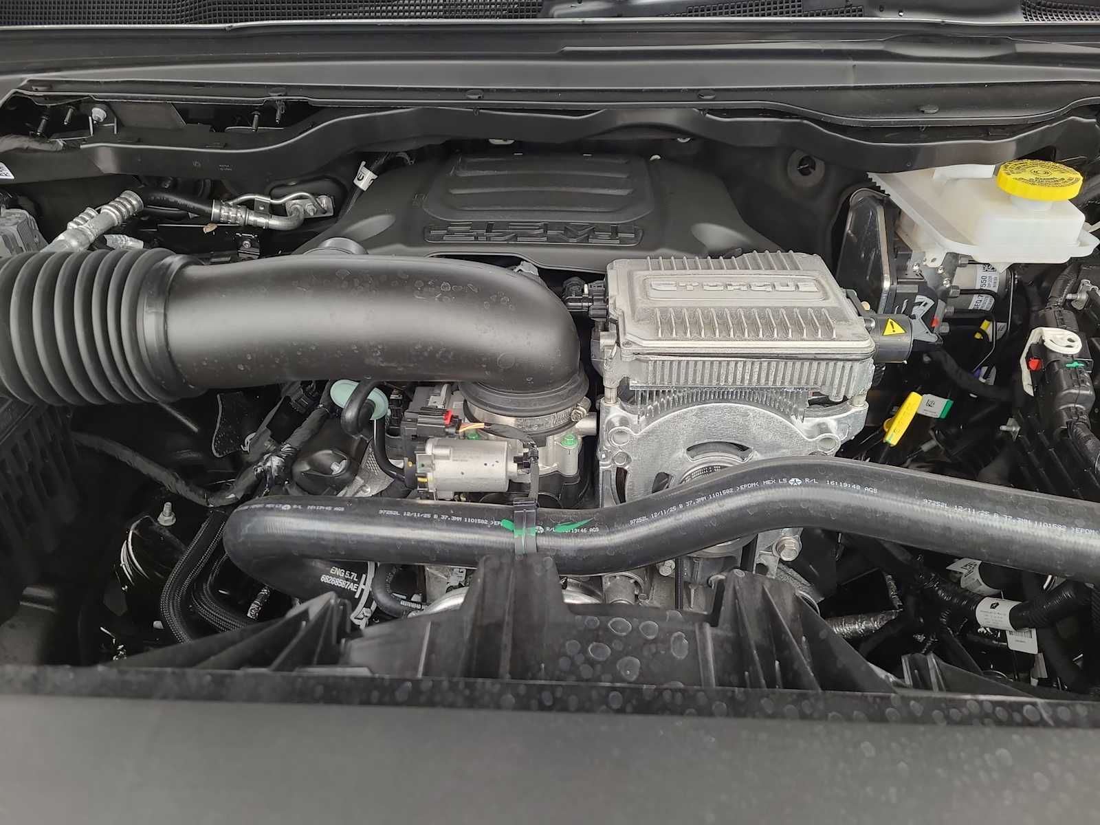 Thumbnail: 2026 RAM 1500 - 17