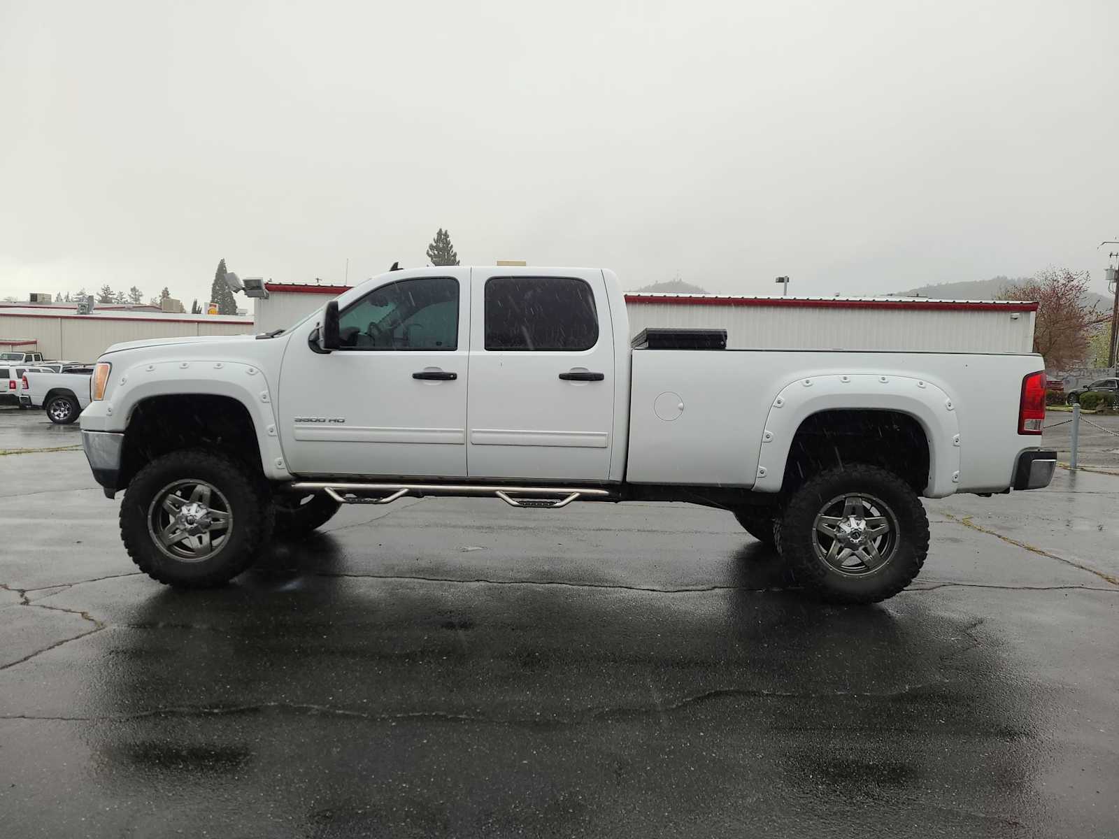 Thumbnail: 2014 GMC Sierra 3500 - 11